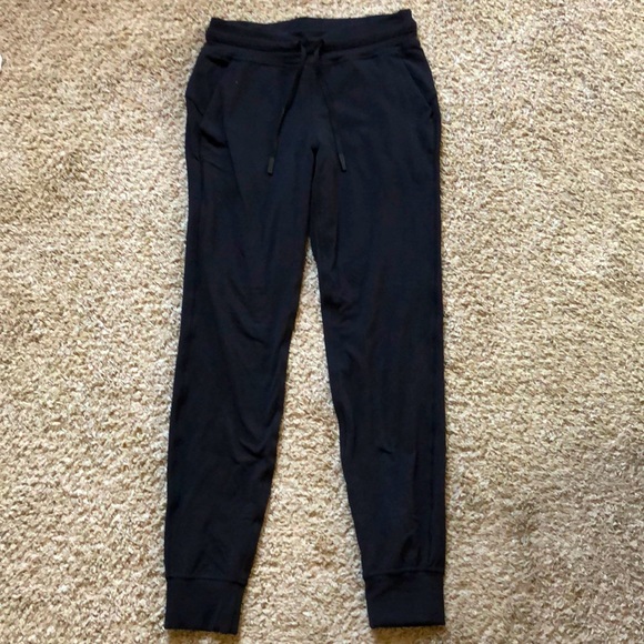 Lululemon Ready to Rulu Jogger - Picture 2 of 5